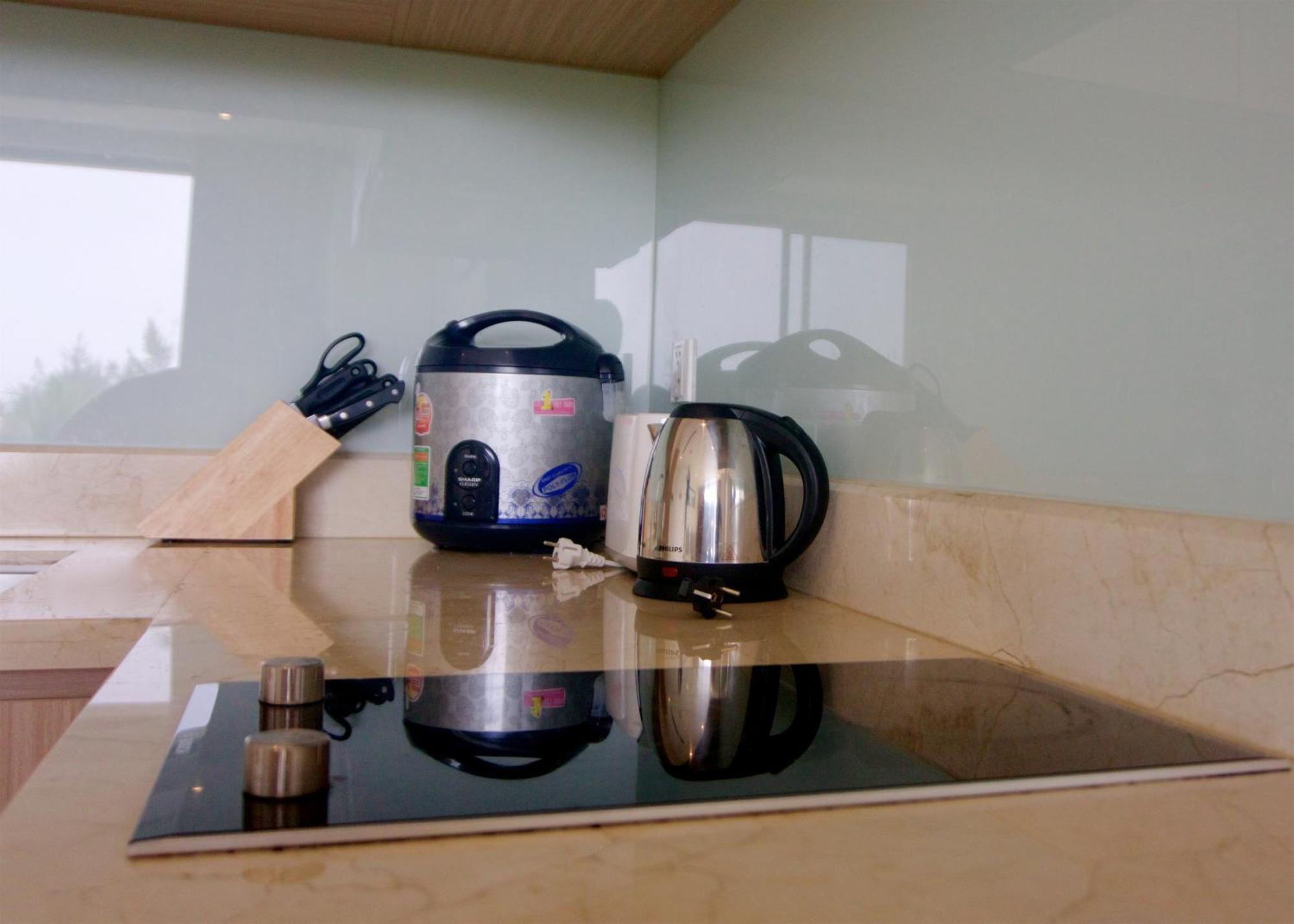 Sunshine Apartment In 5* Resort Da Nang Buitenkant foto