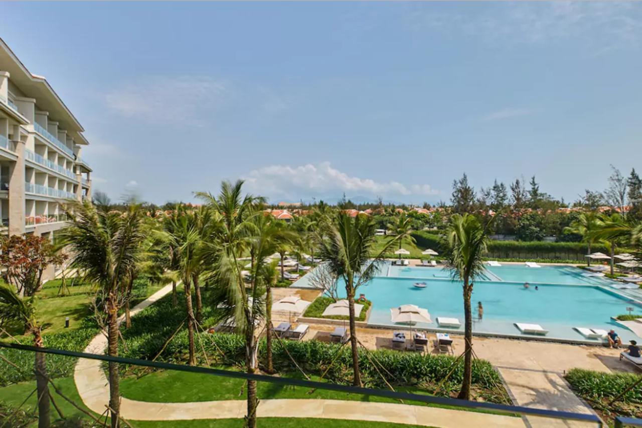 Sunshine Apartment In 5* Resort Da Nang Buitenkant foto